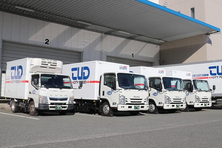 規制除外車両の許可を取得した東京ユニオン物流株式会社の車両